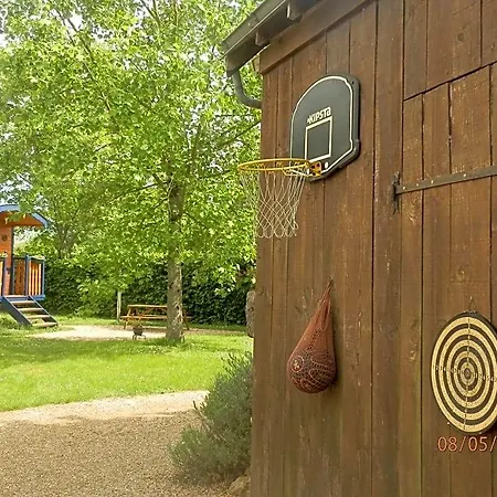 Domaine De Oda ve Kahvaltı Meigné